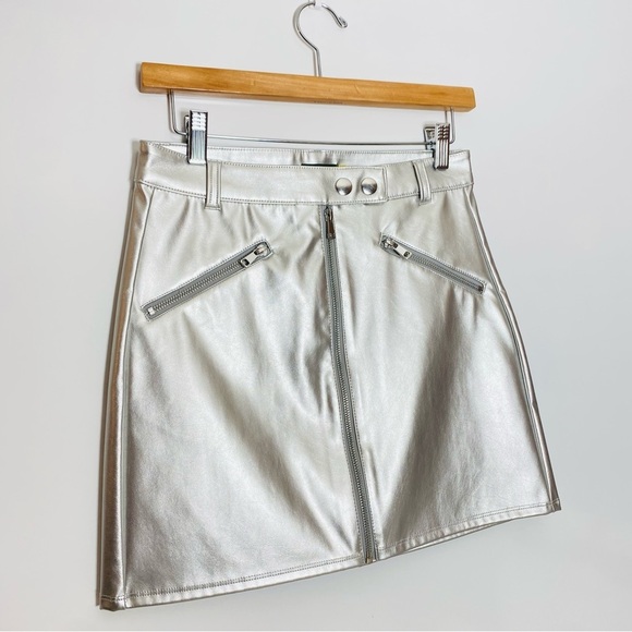 Wild fable Womens Metallic Mini Skirt Silver Faux Leather Size 2 Edgy Rock - Picture 8 of 12